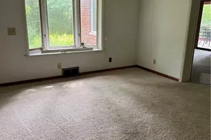 7447 Sylvan Dr, Kent, OH 44240 - Photo 5