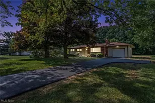 1709 Berna Rd, Green, OH 44312 - Photo 1