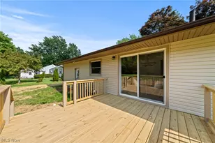 1709 Berna Rd, Green, OH 44312 - Photo 5