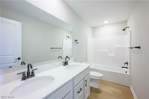 8010 Echo Hill Manor Dr, Mentor, OH 44060 - Photo 15