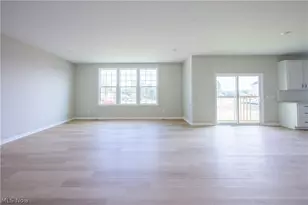 8010 Echo Hill Manor Dr, Mentor, OH 44060 - Photo 5