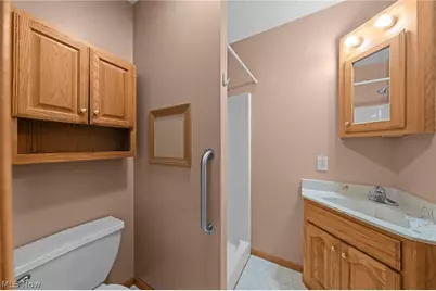 77 29th Street NW, Barberton, OH 44203 - Photo 23