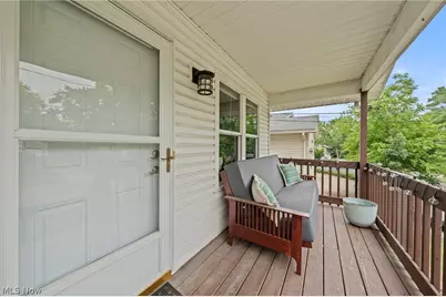 77 29th Street NW, Barberton, OH 44203 - Photo 3