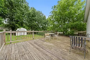 77 29th St NW, Barberton, OH 44203 - Photo 33