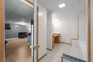 77 29th St NW, Barberton, OH 44203 - Photo 25
