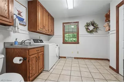 115 Queens Lane, Canfield, OH 44406 - Photo 15