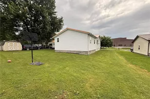 9859 Indian Lake Rd, Byesville, OH 43723 - Photo 3