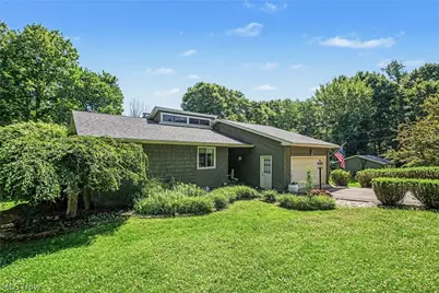 1511 Homestead Drive, East Liverpool, OH 43920 - Photo 1