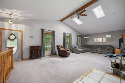 1312 Evelyn Lane, Akron, OH 44306 - Photo 17