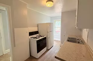1083 Stroman Ave, Akron, OH 44306 - Photo 9