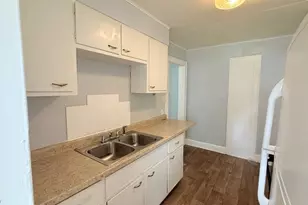 1083 Stroman Ave, Akron, OH 44306 - Photo 11