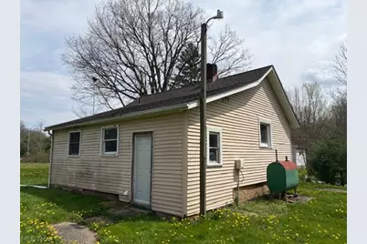 14065 Burden Road NE, Alliance, OH 44601 - Photo 3
