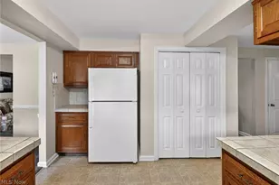 2379 Tanglewood Dr, Salem, OH 44460 - Photo 13
