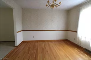 2329 Venloe Dr, Poland, OH 44514 - Photo 9