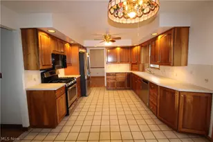 2329 Venloe Dr, Poland, OH 44514 - Photo 11