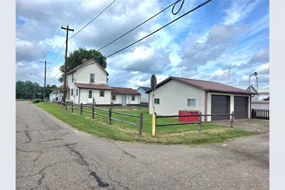 2380 S Lawn Avenue, Coshocton, OH 43812 - Photo 3