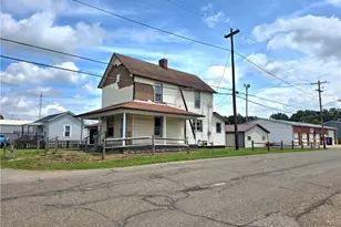2380 S Lawn Ave, Coshocton, OH 43812 - Photo 5
