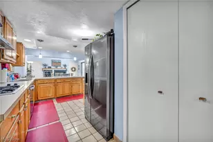 410-29 Willow Cir, Aurora, OH 44202 - Photo 13