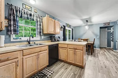 1310 Morning Star Drive, Roaming Shores, OH 44084 - Photo 9