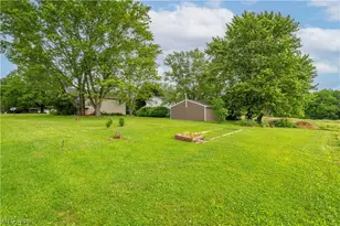 2319 Merle Rd, Salem, OH 44460 - Photo 5