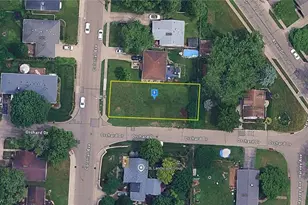 901 Orchard Dr, Dayton, OH 45419 - Photo 1