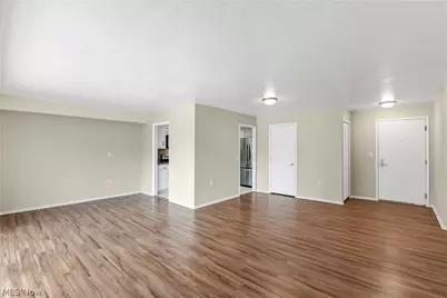 12550 Lake Avenue #308, Oakwood, OH 44107 - Photo 7