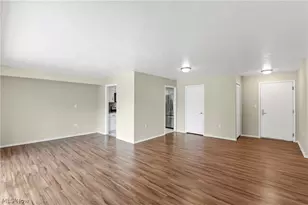 12550 Lake Ave, Oakwood, OH 44107 - Photo 7