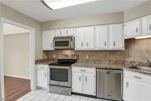 12550 Lake Ave, Oakwood, OH 44107 - Photo 13