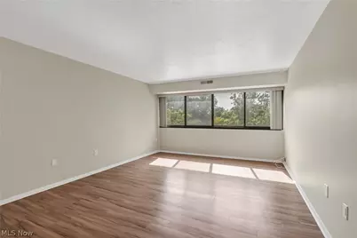 12550 Lake Avenue #308, Oakwood, OH 44107 - Photo 15