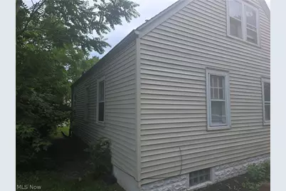815 Russell Avenue, Akron, OH 44307 - Photo 29