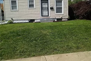 815 Russell Ave, Akron, OH 44307 - Photo 1