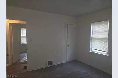 815 Russell Avenue, Akron, OH 44307 - Photo 23