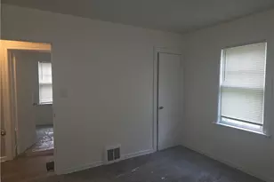 815 Russell Ave, Akron, OH 44307 - Photo 23