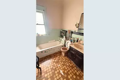 12209 Iowa Avenue, Loveland, OH 44108 - Photo 9