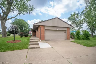 6145 Hollydale Avenue NE, Canton, OH 44721 - Photo 41