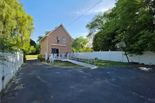 8817 Blaine Ave, Loveland, OH 44106 - Photo 17