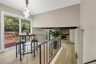 1581 N Circle View Dr, Green Hills, OH 44131 - Photo 19