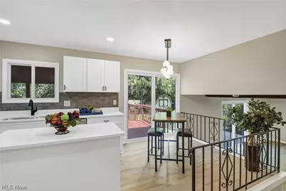 1581 N Circle View Drive, Green Hills, OH 44131 - Photo 19