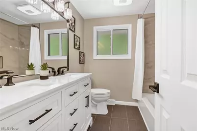 1581 N Circle View Drive, Green Hills, OH 44131 - Photo 33