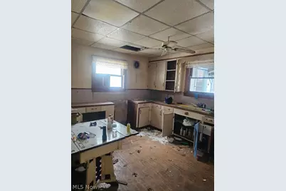 2149 E 31st Street, Lorain, OH 44055 - Photo 7