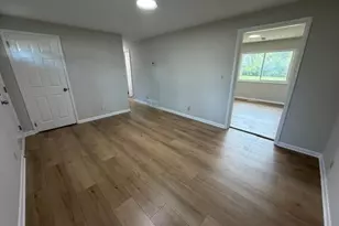 823 Stanford Ave, Elyria, OH 44035 - Photo 5