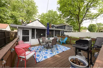1421 Castlewood Avenue SW, North Canton, OH 44720 - Photo 23