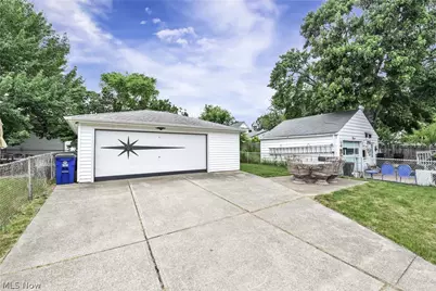 6207 Delora Avenue, Brooklyn, OH 44144 - Photo 7