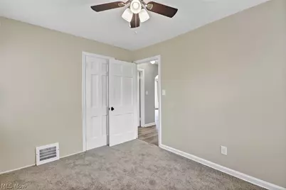 6207 Delora Avenue, Brooklyn, OH 44144 - Photo 17