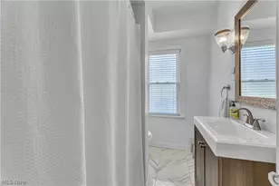 1252 Andrews Ave, Oakwood, OH 44107 - Photo 23