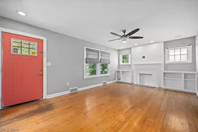 337 Harvard Avenue, Elyria, OH 44035 - Photo 1