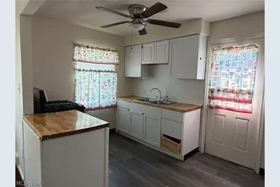 14518 Saint James Avenue, Loveland, OH 44135 - Photo 3