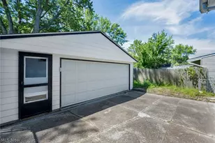 7386 Primrose Dr, Mentor on the Lake, OH 44060 - Photo 41