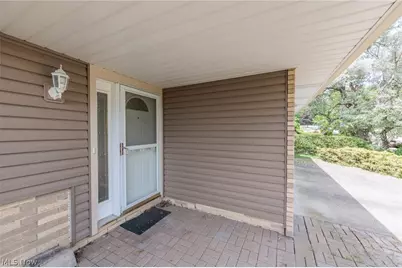 2207 Jacqueline Drive, Parma, OH 44134 - Photo 3