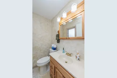2207 Jacqueline Drive, Parma, OH 44134 - Photo 21